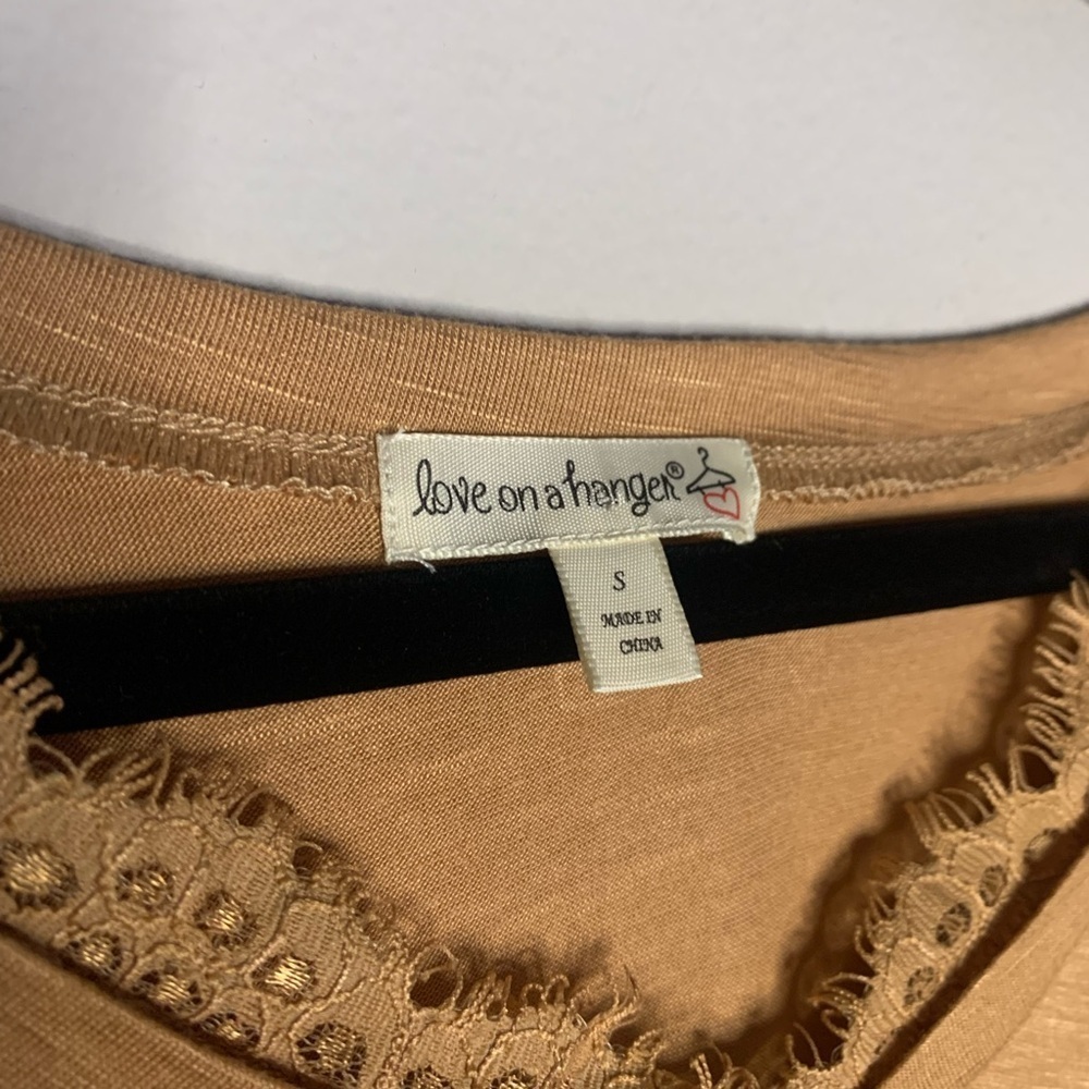 NWT V-Neck - Picture 2 of 3